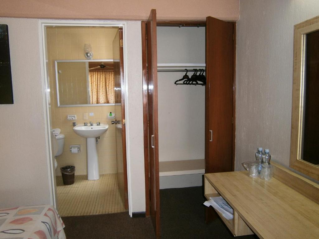 Hotel Fenix Zamora de Hidalgo Værelse billede